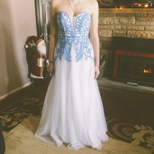 Beautiful Cinderella Prom Dress Size 4